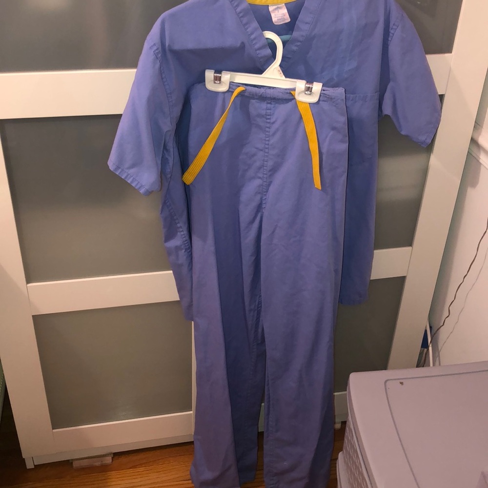 Scrubs